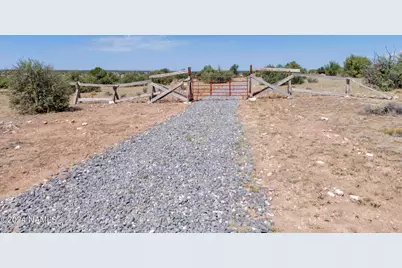 5724 W Blue Star Trail, Williams, AZ 86046 - Photo 3