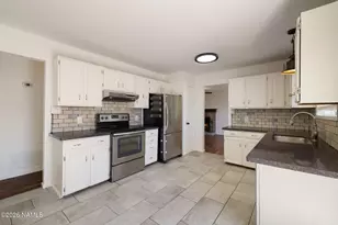 3627 E Fox Lair Dr, Flagstaff, AZ 86004 - Photo 9