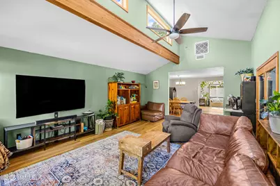 1818 N Hornet Way, Flagstaff, AZ 86004 - Photo 5