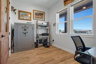 9821 E Jordan Ln, Flagstaff, AZ 86004 - Photo 19