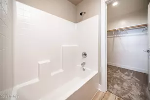 12084 Curtis Ct, Bellemont, AZ 86015 - Photo 21