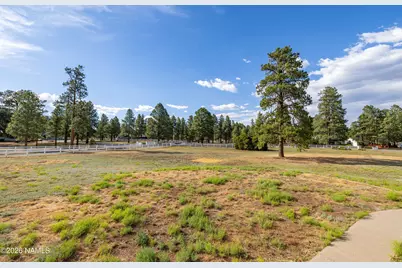 8611 N Pleasant Valley Way, Flagstaff, AZ 86004 - Photo 7