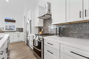 2009 Bella Vista Loop, Williams, AZ 86046 - Photo 11
