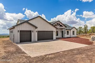 2009 Bella Vista Loop, Williams, AZ 86046 - Photo 3