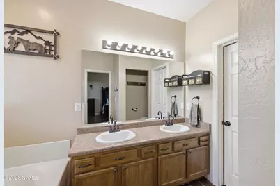 4670 Deer Springs Drive, Bellemont, AZ 86015 - Photo 19