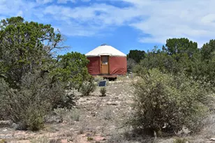 1360 E Mission Dr, Williams, AZ 86046 - Photo 1