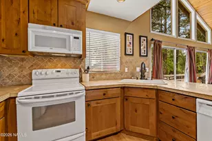 17335 S Mescalero Dr, Munds Park, AZ 86017 - Photo 9