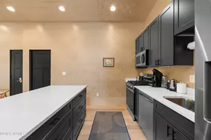 776 Kiowa, Flagstaff, AZ 86005 - Photo 15