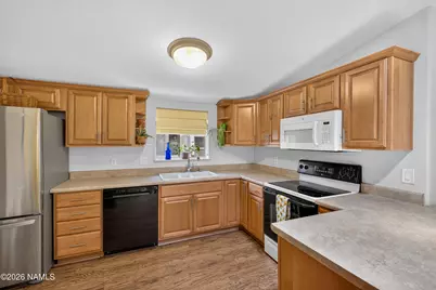2460 W Rio Grande Court, Flagstaff, AZ 86001 - Photo 11