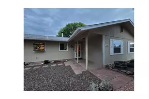 5565 E Campbell Ave, Flagstaff, AZ 86004 - Photo 1
