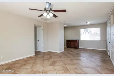 219 W Loma Linda Boulevard, Avondale, AZ 85323 - Photo 3