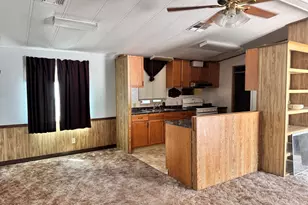 1033 N Kinsley Ave, Winslow, AZ 86047 - Photo 7