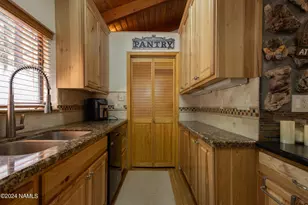 1415 E Bobcat Circle, Munds Park, AZ 86017 - Photo 9