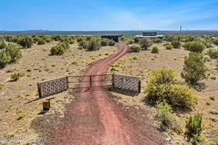 10204 S Cougar Ct, Williams, AZ 86046 - Photo 21