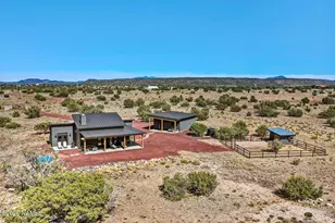 10204 S Cougar Ct, Williams, AZ 86046 - Photo 1
