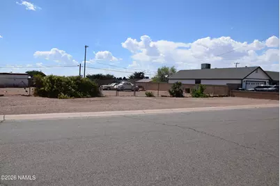 121 Hipkoe Drive, Winslow, AZ 86047 - Photo 7