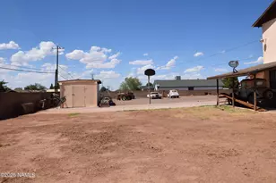 121 Hipkoe Dr, Winslow, AZ 86047 - Photo 19