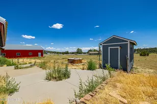 8400 Arroyo Trail, Flagstaff, AZ 86004 - Photo 11