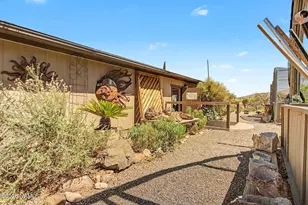 1011 Wildhorse Ln, Clarkdale, AZ 86324 - Photo 13