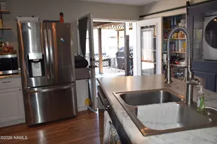 120 Navajo Dr, Winslow, AZ 86047 - Photo 35
