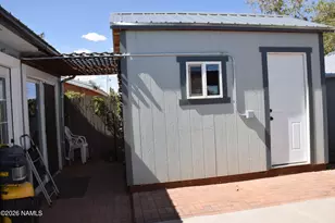 120 Navajo Dr, Winslow, AZ 86047 - Photo 23