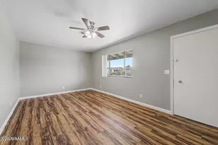 2010 E Balsam Ave, Mesa, AZ 85204 - Photo 9