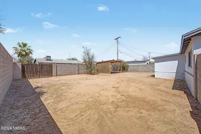 2010 E Balsam Avenue, Mesa, AZ 85204 - Photo 7