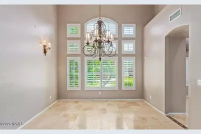 1302 E Captain Dreyfus Avenue, Phoenix, AZ 85022 - Photo 7