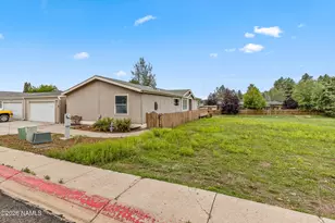 1795 W Shellie Dr, Flagstaff, AZ 86001 - Photo 3