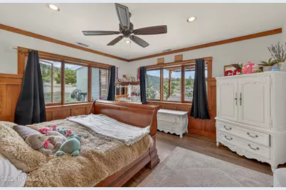 8140 Sleeping Dog Road, Flagstaff, AZ 86004 - Photo 27