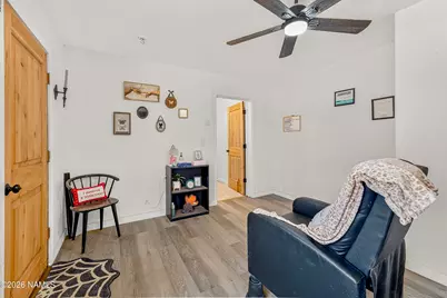 6910 Chris Lane, Flagstaff, AZ 86004 - Photo 11