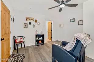 6910 Chris Ln, Flagstaff, AZ 86004 - Photo 11