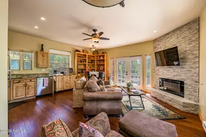 13315 E Pioneer, Parks, AZ 86018 - Photo 7