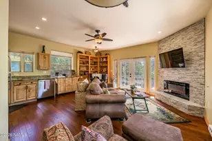 13315 E Pioneer, Parks, AZ 86018 - Photo 7