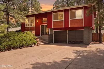 801 E Crestview Avenue, Flagstaff, AZ 86001 - Photo 1