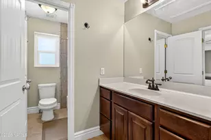 1914 Round House Dr, Winslow, AZ 86047 - Photo 23