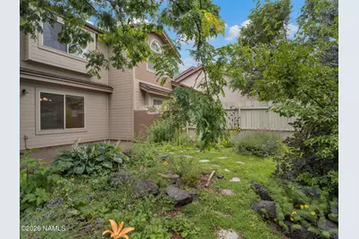 126 W Juniper Avenue, Flagstaff, AZ 86001 - Photo 21