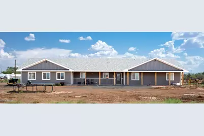 1211 Heywood Avenue, Holbrook, AZ 86025 - Photo 1