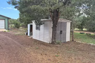 1112 E Tamarack St, Williams, AZ 86046 - Photo 3