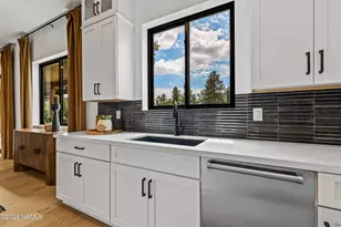 1905 E Magnolia Dr, Flagstaff, AZ 86005 - Photo 19