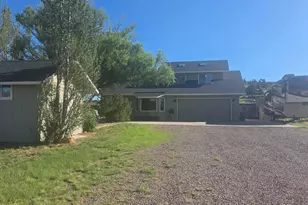8025 Lawrence Dr, Flagstaff, AZ 86004 - Photo 61