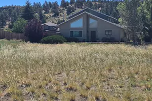 8025 Lawrence Dr, Flagstaff, AZ 86004 - Photo 3