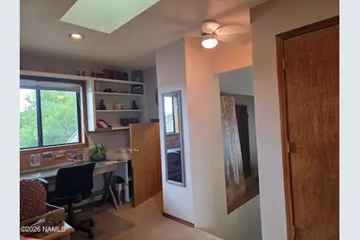 8025 Lawrence Drive, Flagstaff, AZ 86004 - Photo 35