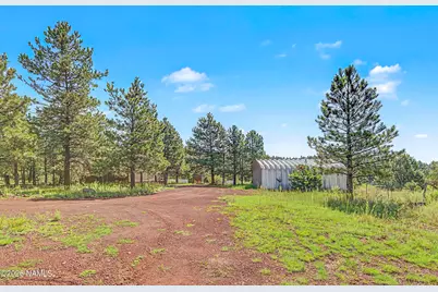 157 N Oak Street, Parks, AZ 86018 - Photo 3