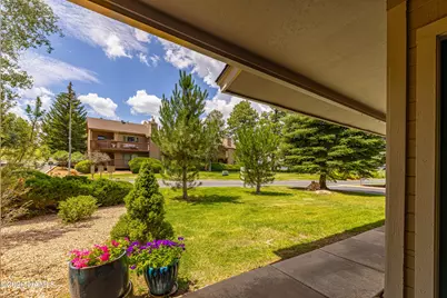 6001 E Laurel Loop, Flagstaff, AZ 86004 - Photo 3