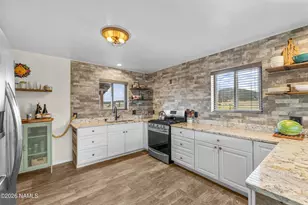 9053 W Los Altos Dr, Flagstaff, AZ 86001 - Photo 15