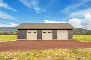9053 W Los Altos Dr, Flagstaff, AZ 86001 - Photo 37