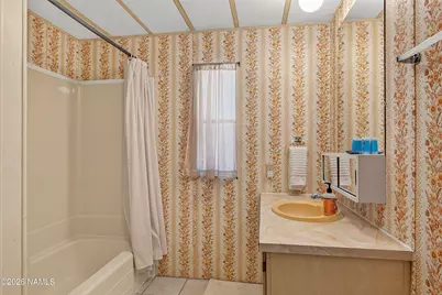 17035 S Pintail Place, Munds Park, AZ 86017 - Photo 11