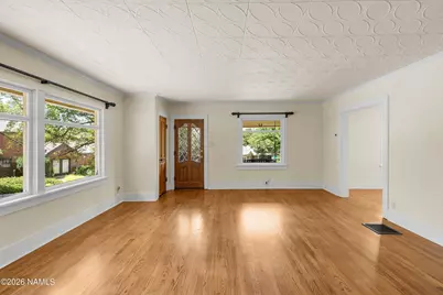 2 N Hillside Street, Flagstaff, AZ 86001 - Photo 5