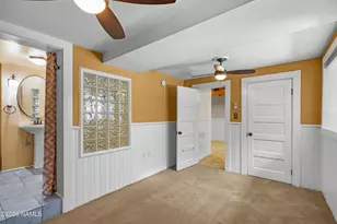 2 N Hillside St, Flagstaff, AZ 86001 - Photo 31